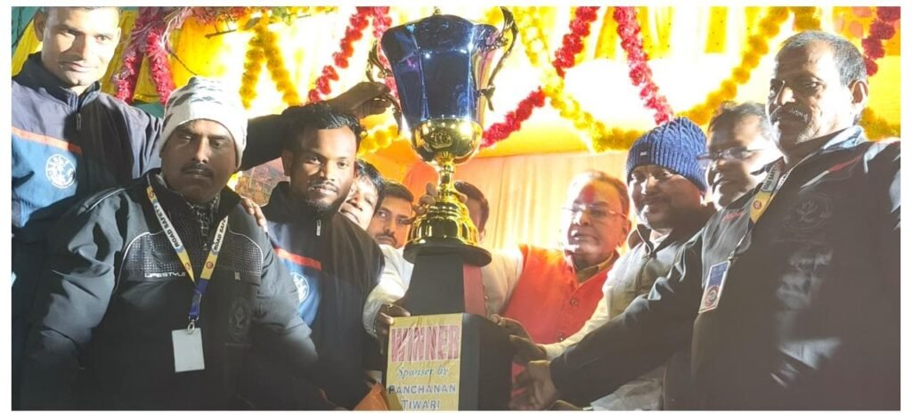 होसिर में आयोजित रोड फुटबॉल टूर्नामेंट का फाइनल मैच टीटीपीएस ललपनिया ने जीता