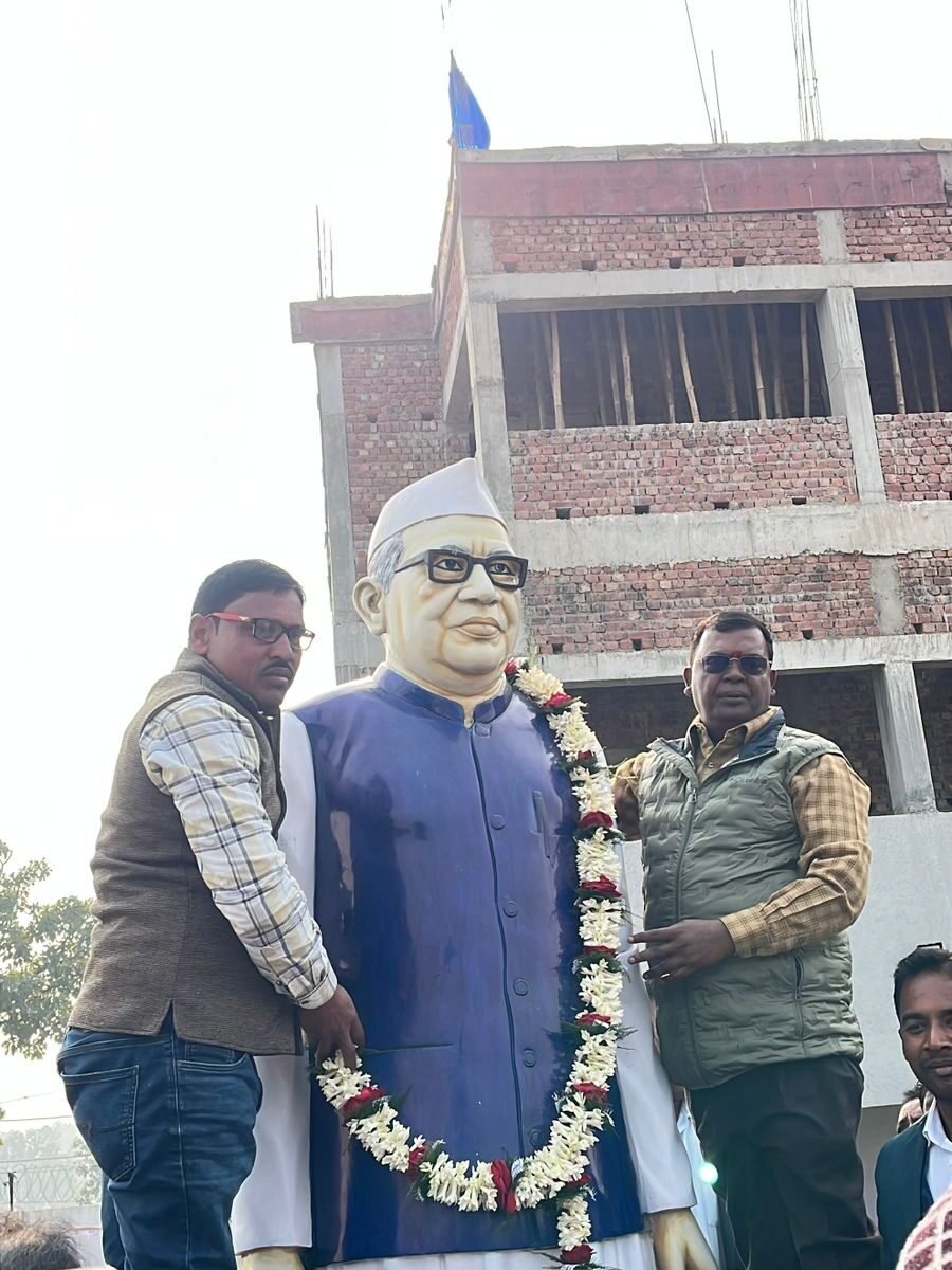 महुआटांड में जिला स्तरीय सांसद खेल महोत्सव का भव्य आयोजन महुआटांड में जिला स्तरीय सांसद खेल महोत्सव का भव्य आयोजन