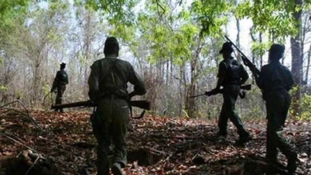 ओडिशा में सुरक्षाबलों और माओवादियों के बीच मुठभेड़, 4 नक्सली ढेर — 1.1 करोड़ का इनामी गणेश उइके भी मारा गया ओडिशा में सुरक्षाबलों और माओवादियों के बीच मुठभेड़, 4 नक्सली ढेर — 1.1 करोड़ का इनामी गणेश उइके भी मारा गया