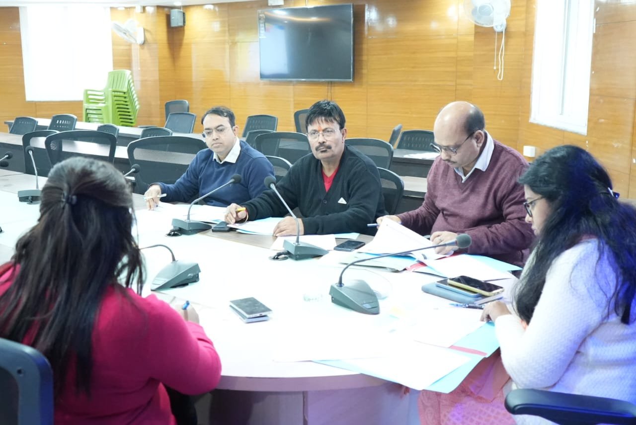डीसी की अध्यक्षता में जिला स्तरीय धान अधिप्राप्ति अनुश्रवण समिति की बैठक संपन्न,धान अधिप्राप्ति केंद्र स्थापित करने को लेकर हुई चर्चा डीसी की अध्यक्षता में जिला स्तरीय धान अधिप्राप्ति अनुश्रवण समिति की बैठक संपन्न,धान अधिप्राप्ति केंद्र स्थापित करने को लेकर हुई चर्चा
