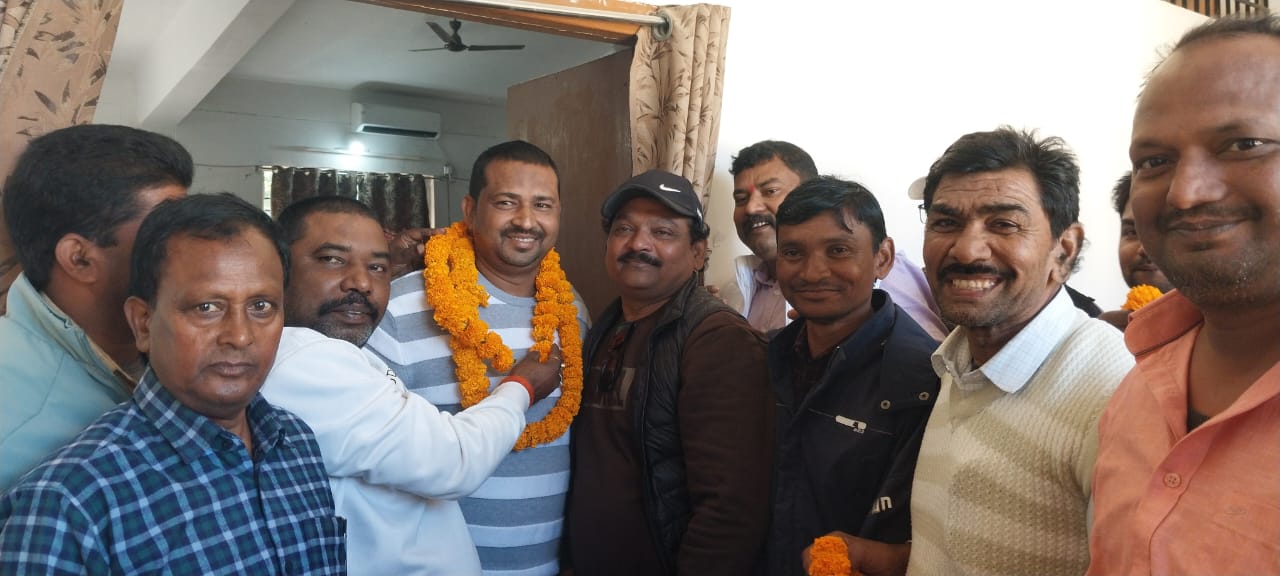 जितेंद्र यादव बने पतना के उपप्रमुख,निर्विरोध हुआ चुनाव