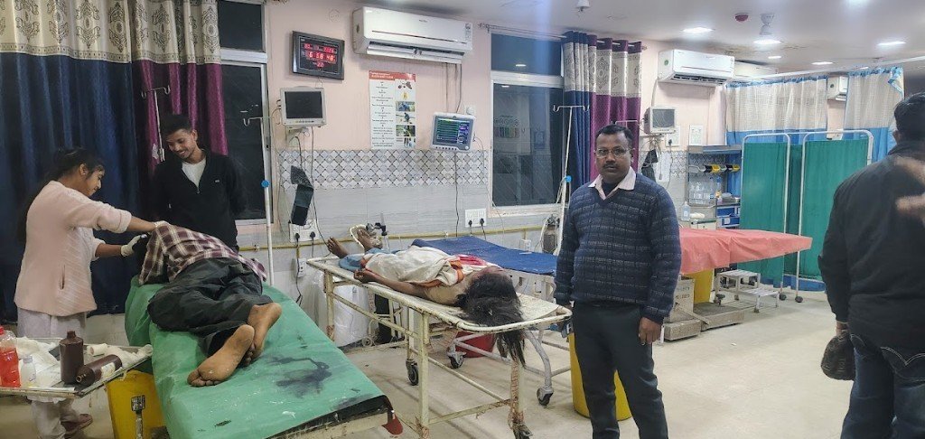 लातेहार:तेज रफ्तार बाइक दुर्घटनाग्रस्त,एक की मौत, एक घायल लातेहार:तेज रफ्तार बाइक दुर्घटनाग्रस्त,एक की मौत, एक घायल