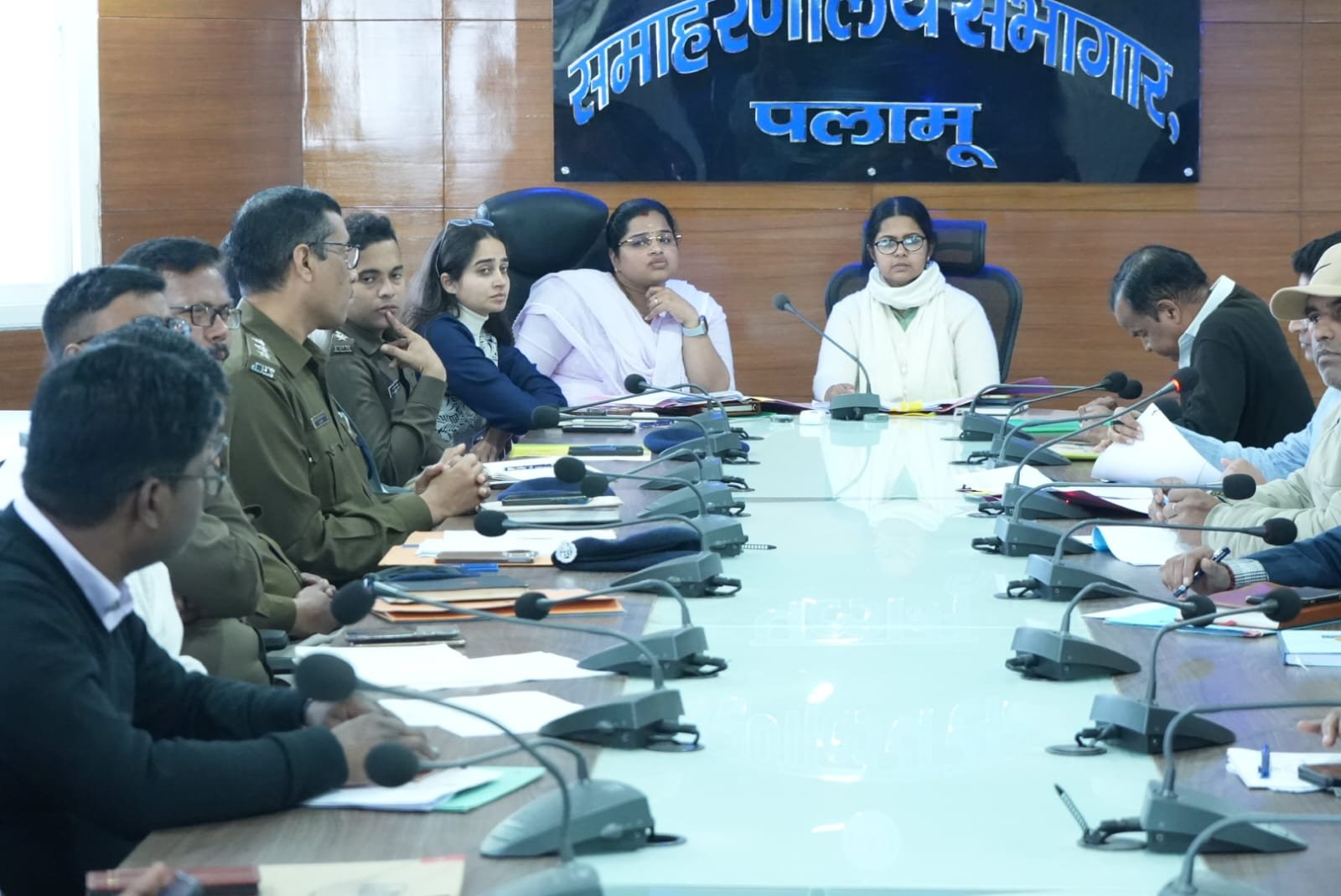 पलामू:जिला खनन टास्क फोर्स की बैठक संपन्न पलामू:जिला खनन टास्क फोर्स की बैठक संपन्न