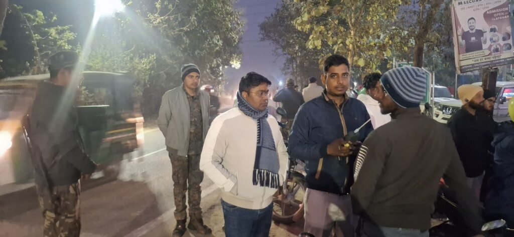 सड़क सुरक्षा माह 2026: लातेहार में संयुक्त वाहन जांच अभियान, 45 चालान,3 वाहन जब्त सड़क सुरक्षा माह 2026: लातेहार में संयुक्त वाहन जांच अभियान, 45 चालान,3 वाहन जब्त