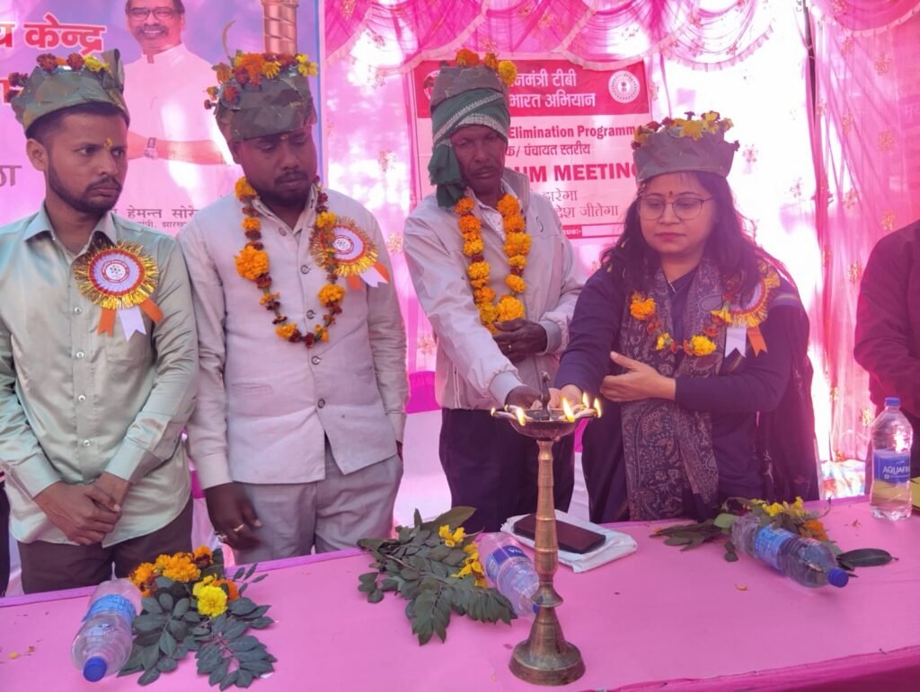 मनिका: प्रखंड स्तरीय स्वास्थ्य मेला का आयोजन, ग्रामीणों को मिली मुफ्त स्वास्थ्य सेवाएं। मनिका: प्रखंड स्तरीय स्वास्थ्य मेला का आयोजन, ग्रामीणों को मिली मुफ्त स्वास्थ्य सेवाएं।