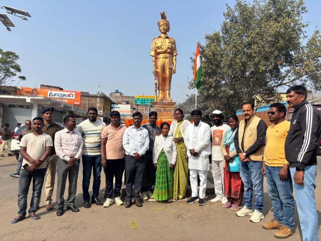 रन्हे मिनी स्टेडियम में शहीद देवनारायण भगत फुटबॉल टूर्नामेंट का भव्य शुभारंभ रन्हे मिनी स्टेडियम में शहीद देवनारायण भगत फुटबॉल टूर्नामेंट का भव्य शुभारंभ
