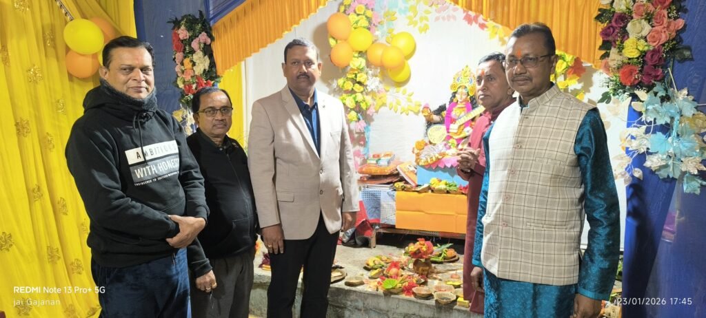 बसंत पंचमी पर तेनुघाट समेत आसपास के क्षेत्रों में श्रद्धा और उत्साह के साथ हुई मां सरस्वती की पूजा