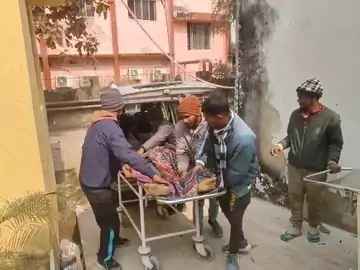 गुमला में दर्दनाक सड़क हादसा: पेड़ से टकराई बाइक,तीन नाबालिगों की मौत