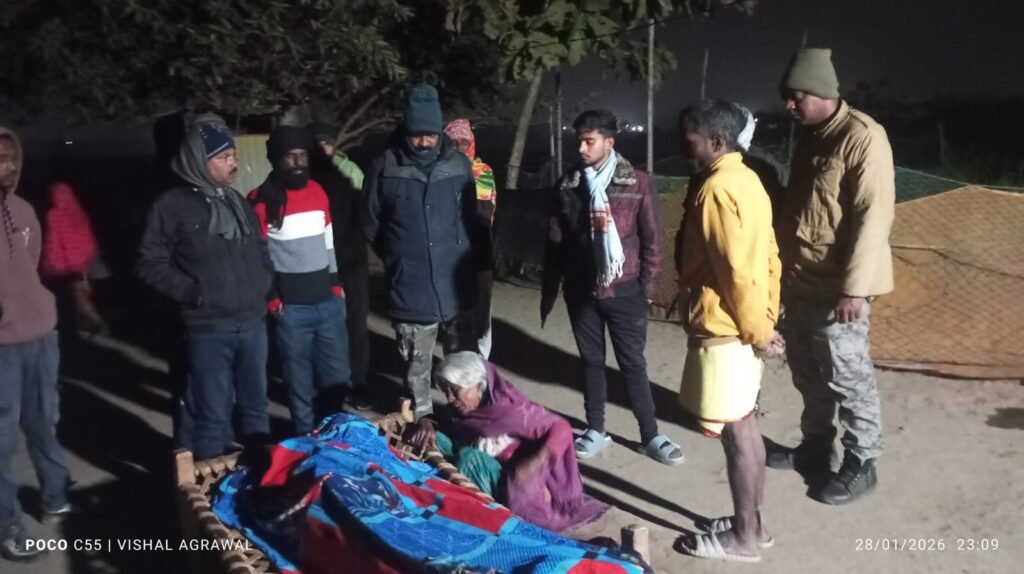 गोमिया में संदिग्ध हालात में 21 वर्षीय युवक की मौत, घर के बगल कुएं से मिला शव, गांव में मातम