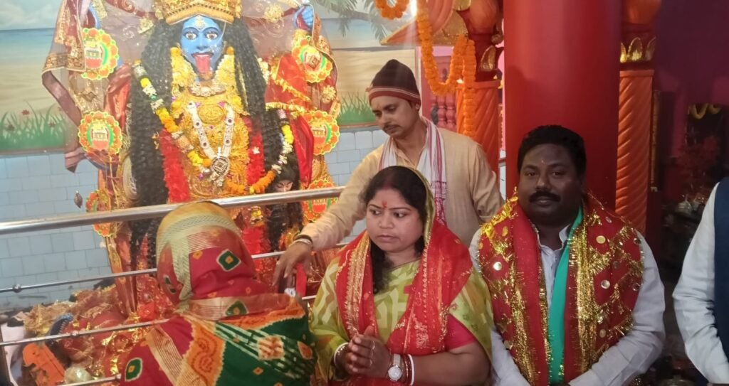 माघी काली पूजा में पूर्व विधायक जय प्रकाश भाई पटेल ने किया पूजा-अर्चना