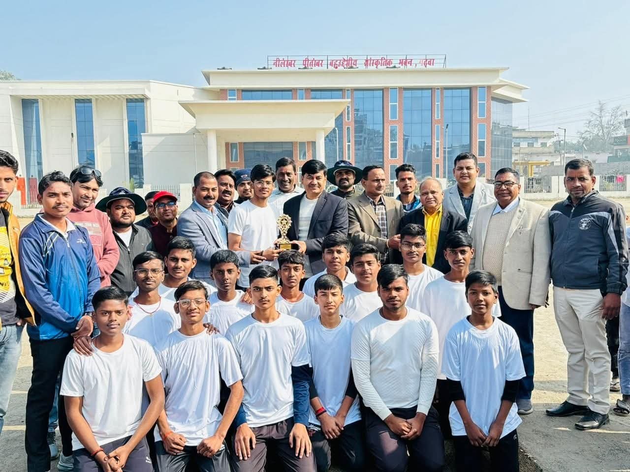 जिला अंतर स्कूल क्रिकेट में ऑक्सफोर्ड की शानदार जीत, डीएवी को सात विकेट से हराया जिला अंतर स्कूल क्रिकेट में ऑक्सफोर्ड की शानदार जीत, डीएवी को सात विकेट से हराया