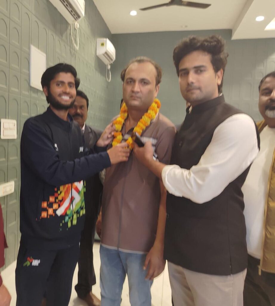 अंतरराष्ट्रीय खिलाड़ी हरिमोहन सिंह ने डॉ. नीतीश चंद्र दुबे को दी शुभकामनाएं
