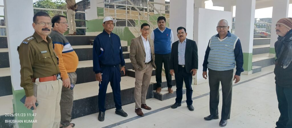 गणतंत्र दिवस 2026 की तैयारियों को लेकर रानी ज्योतिर्मय स्टेडियम का निरीक्षण गणतंत्र दिवस 2026 की तैयारियों को लेकर रानी ज्योतिर्मय स्टेडियम का निरीक्षण