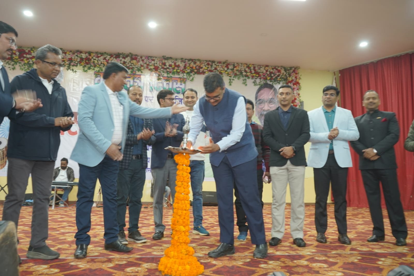 जिले में हर्षोल्लास के साथ मनाया गया 77वां गणतंत्र दिवस, टाउन हॉल में हुआ भव्य सांस्कृतिक कार्यक्रम
