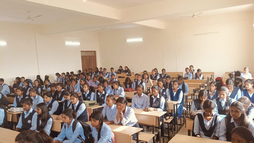 पाकुड़:शांतिपूर्ण,निष्पक्ष व कदाचारमुक्त वातावरण में संपन्न कराएं मैट्रिक व इंटर परीक्षा – उपायुक्त पाकुड़:शांतिपूर्ण,निष्पक्ष व कदाचारमुक्त वातावरण में संपन्न कराएं मैट्रिक व इंटर परीक्षा – उपायुक्त