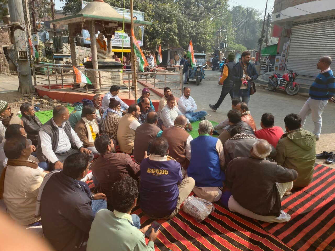 “मनरेगा बचाओ संग्राम”अभियान के तहत साहेबगंज में कांग्रेस का सामूहिक उपवास