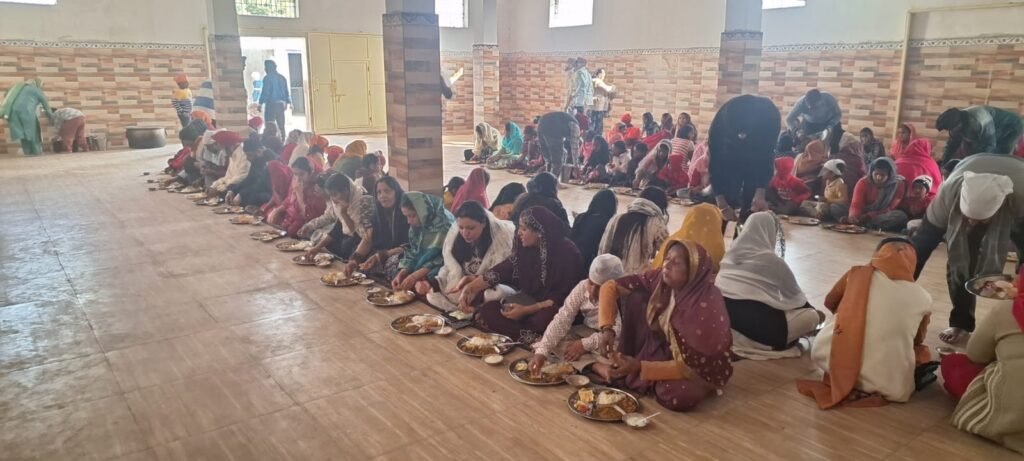 गोमिया गुरुद्वारा साहिब में श्री गुरुगोविंद सिंह जी महाराज का प्रकाश पर्व धूमधाम से मनाया गया गोमिया गुरुद्वारा साहिब में श्री गुरुगोविंद सिंह जी महाराज का प्रकाश पर्व धूमधाम से मनाया गया