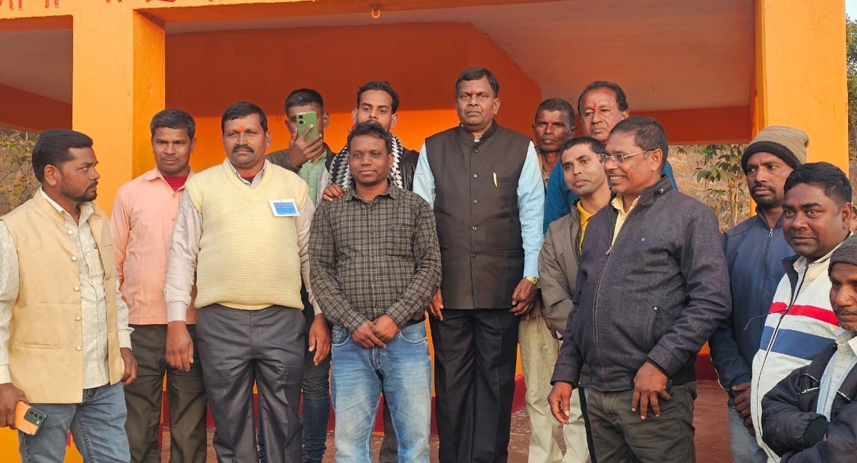 मकर संक्रांति पर धवैया पंचायत के पारंपरिक गोपो गोंधनीय मेला में उमड़ा जनसैलाब