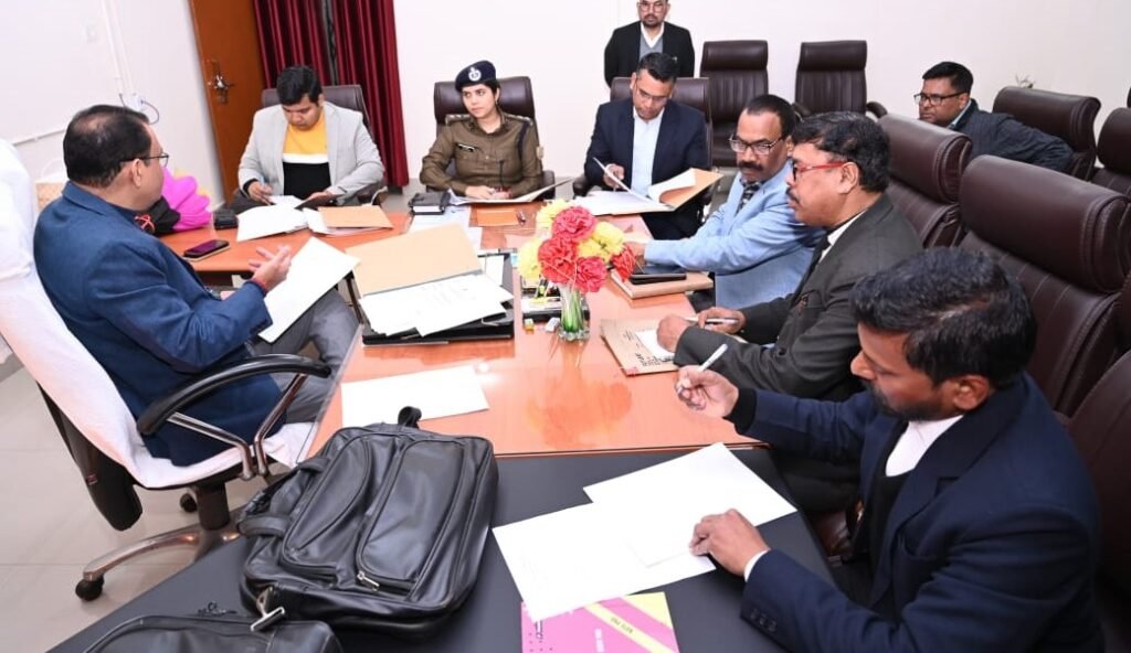 पाकुड़ में अंडर ट्रायल रिव्यू कमेटी की पहली बैठक, पांच विचाराधीन कैदियों की रिहाई की अनुशंसा पाकुड़ में अंडर ट्रायल रिव्यू कमेटी की पहली बैठक, पांच विचाराधीन कैदियों की रिहाई की अनुशंसा