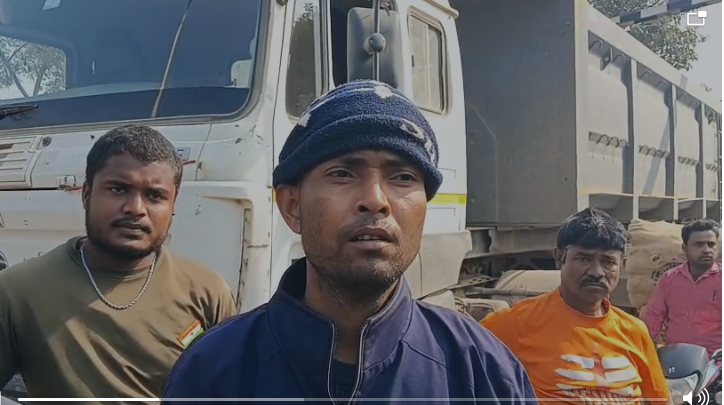 कुसमाडंगा गांव में अवैध वसूली का कहर कुसमाडंगा गांव में अवैध वसूली का कहर