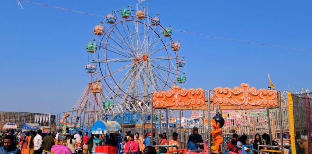 गोमिया के देवीपुर में पांच दिवसीय खेलायचंडी मेला का शुभारंभ,श्रद्धालुओं की उमड़ी भीड़