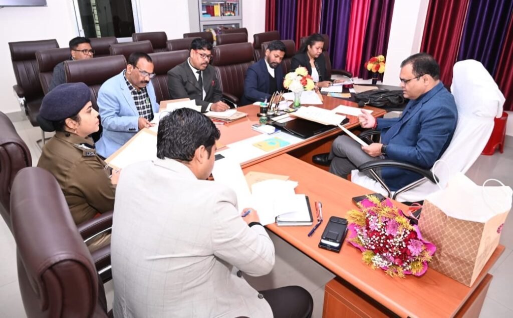 पाकुड़ में अंडर ट्रायल रिव्यू कमेटी की पहली बैठक, पांच विचाराधीन कैदियों की रिहाई की अनुशंसा पाकुड़ में अंडर ट्रायल रिव्यू कमेटी की पहली बैठक, पांच विचाराधीन कैदियों की रिहाई की अनुशंसा