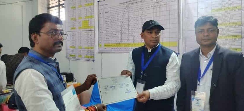 Latehar news:नगरपालिका आम निर्वाचन 2026: लातेहार नगर पंचायत में मतगणना शांतिपूर्ण सम्पन्न Latehar news:नगरपालिका आम निर्वाचन 2026: लातेहार नगर पंचायत में मतगणना शांतिपूर्ण सम्पन्न