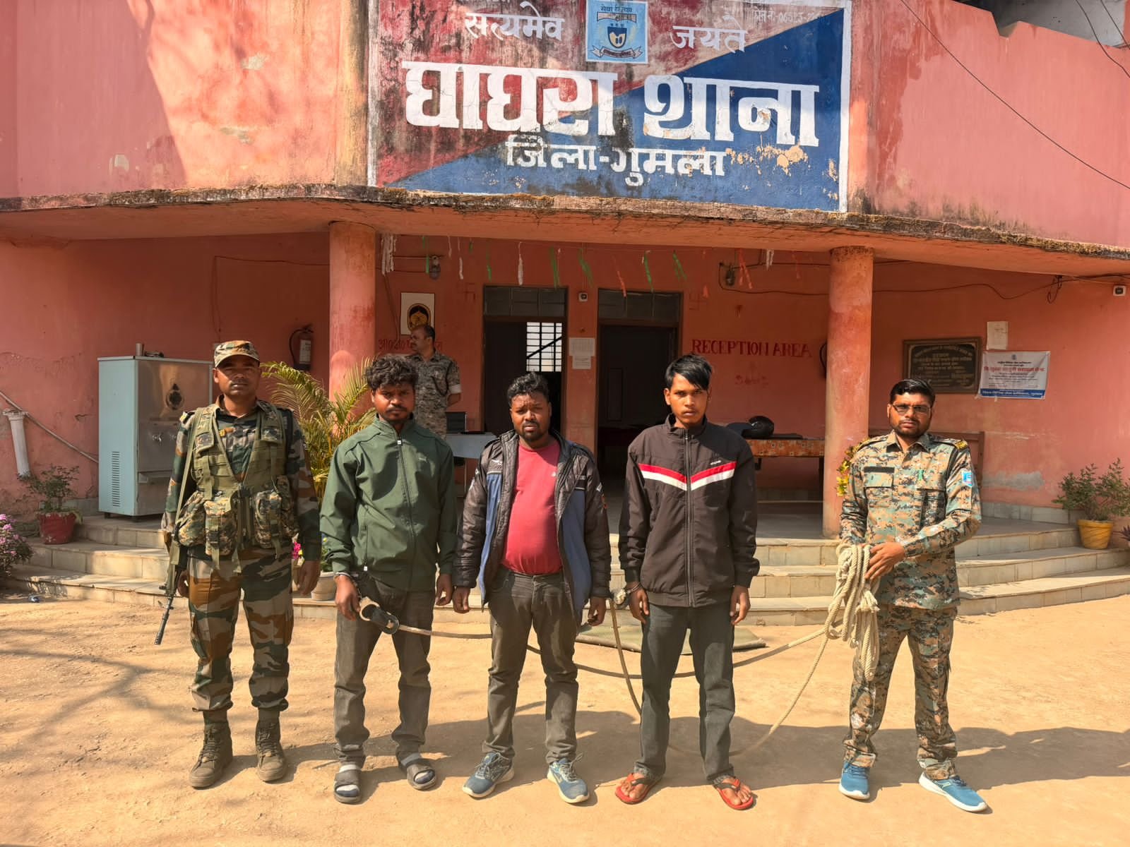ठेकेदार से लेवी मांगने और मारपीट करने वाले तीन अपराधी गिरफ्तार, न्यायिक हिरासत में भेजे गए