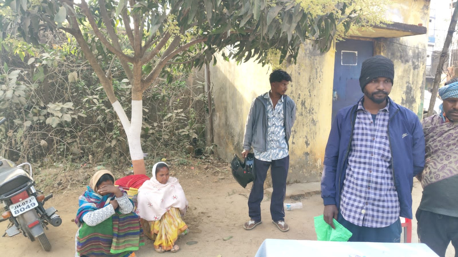 रफ्तार का कहर: सड़क हादसे में दो युवकों की मौत रफ्तार का कहर: सड़क हादसे में दो युवकों की मौत