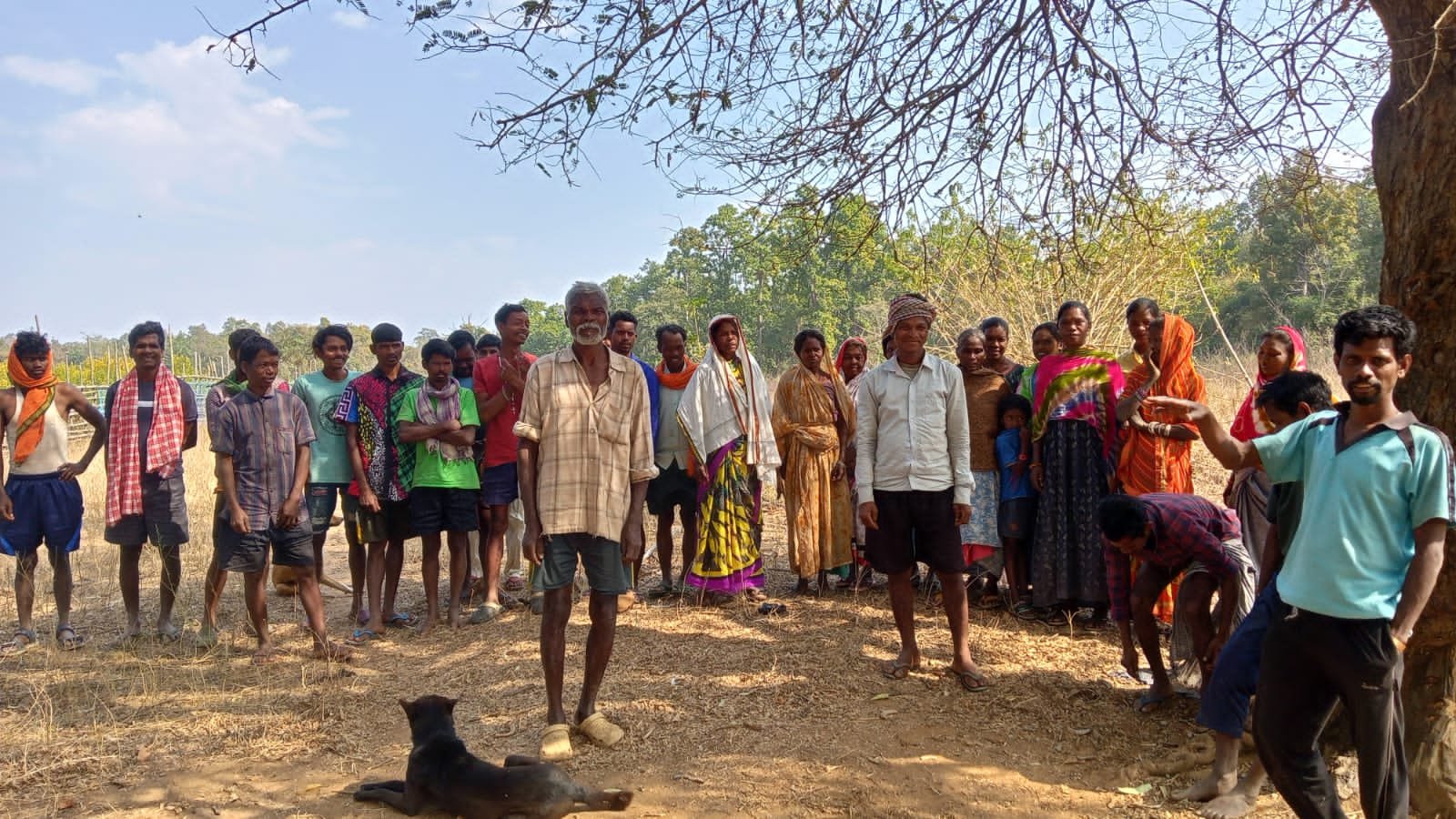 बारेसांड़ वन क्षेत्र में नए रेंजर का विरोध दूसरे दिन भी जारी