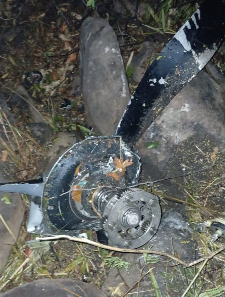 चतरा में विमान हादसा: जंगल में रातभर चला रेस्क्यू ऑपरेशन, 7 लोग थे सवार चतरा में विमान हादसा: जंगल में रातभर चला रेस्क्यू ऑपरेशन, 7 लोग थे सवार