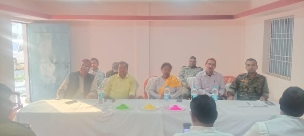 होली पर्व को लेकर बरवाडीह थाना परिसर में शांति समीती बैठक संपन्न