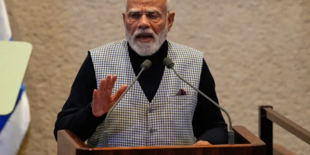इजराइल दौरे पर रवाना होने से पहले प्रधानमंत्री मोदी का वक्तव्य इजराइल दौरे पर रवाना होने से पहले प्रधानमंत्री मोदी का वक्तव्य