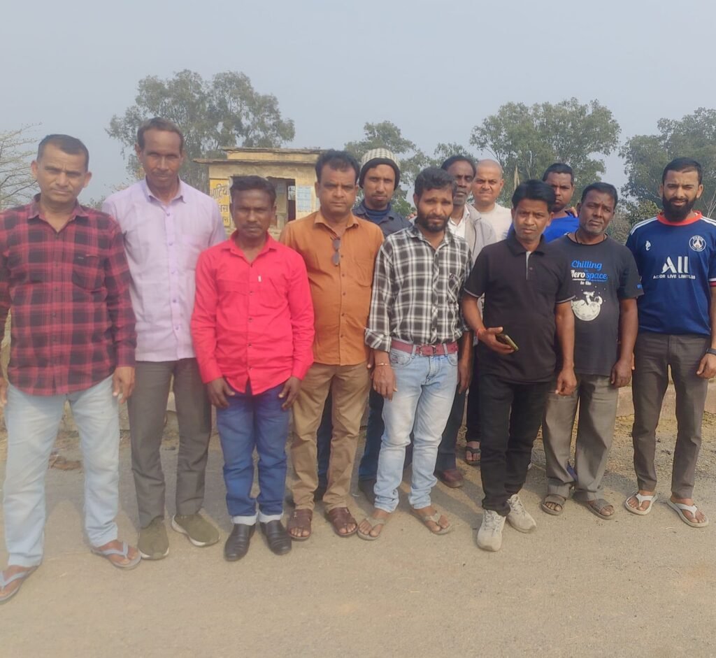 स्थायीकरण और मूलभूत सुविधाओं की मांग को लेकर सफाई कर्मियों की बैठक,आंदोलन की चेतावनी स्थायीकरण और मूलभूत सुविधाओं की मांग को लेकर सफाई कर्मियों की बैठक,आंदोलन की चेतावनी