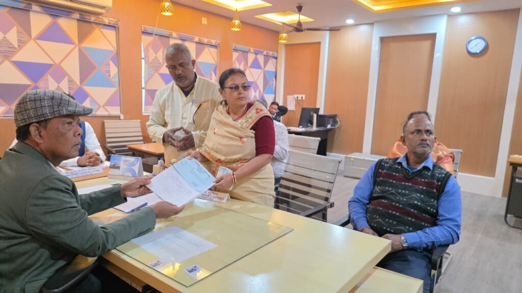 मनरेगा दिवस पर विशेष रोजगार दिवस का आयोजन,उपायुक्त ने महिला भागीदारी की सराहना की मनरेगा दिवस पर विशेष रोजगार दिवस का आयोजन,उपायुक्त ने महिला भागीदारी की सराहना की
