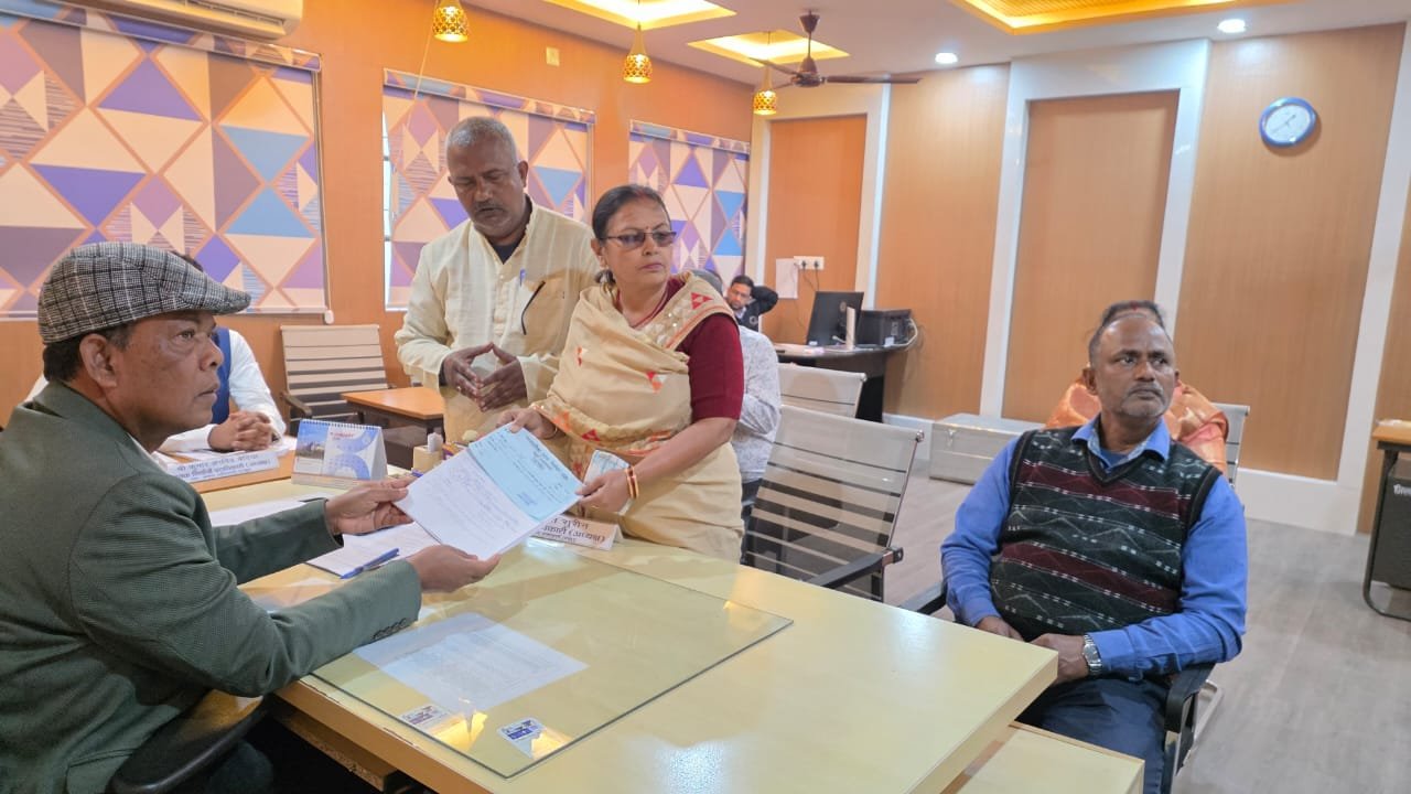 मनरेगा दिवस पर विशेष रोजगार दिवस का आयोजन,उपायुक्त ने महिला भागीदारी की सराहना की मनरेगा दिवस पर विशेष रोजगार दिवस का आयोजन,उपायुक्त ने महिला भागीदारी की सराहना की