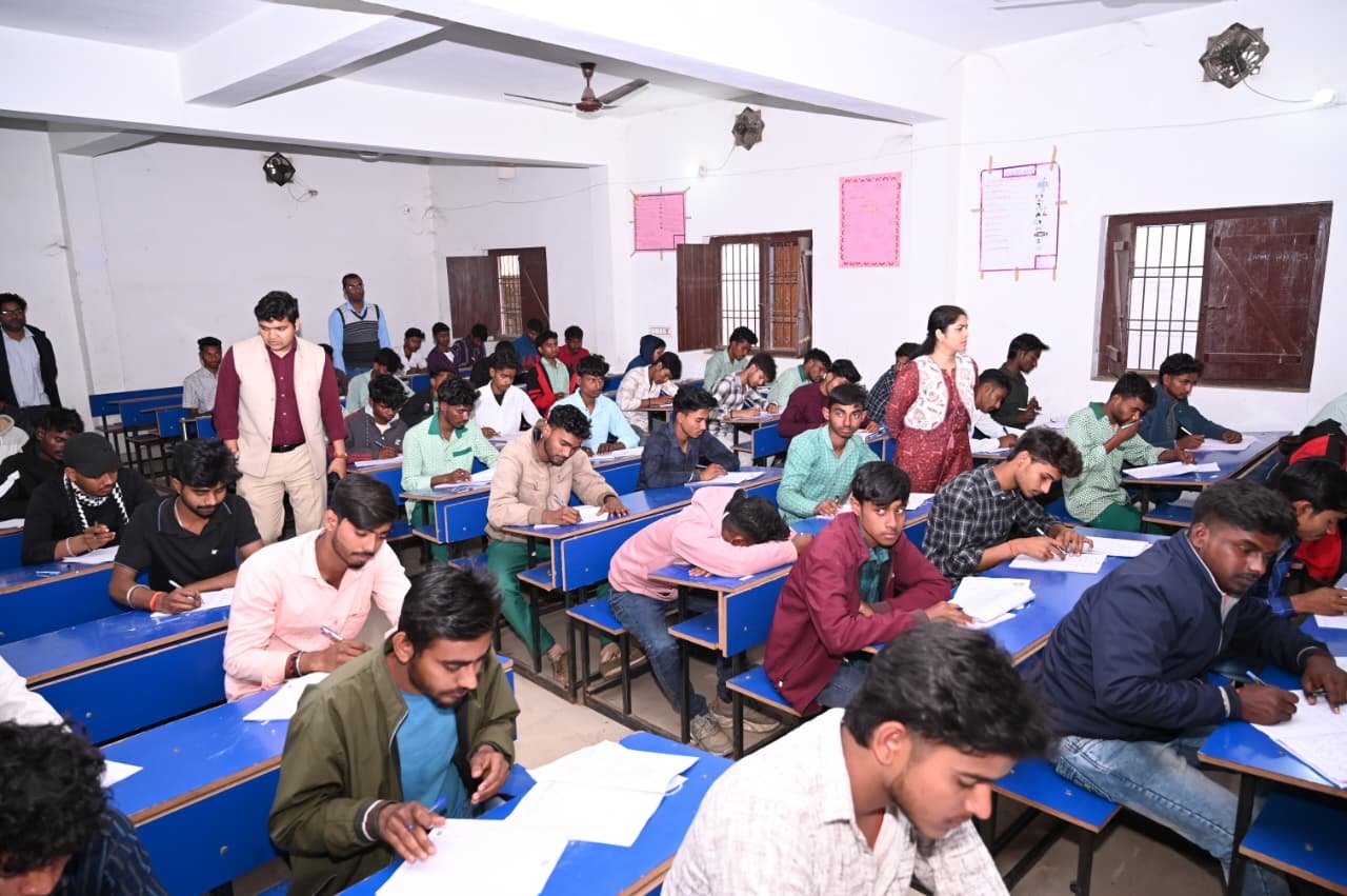 मैट्रिक एवं इंटरमीडिएट परीक्षा का प्रथम दिन सफलतापूर्वक संपन्न मैट्रिक एवं इंटरमीडिएट परीक्षा का प्रथम दिन सफलतापूर्वक संपन्न
