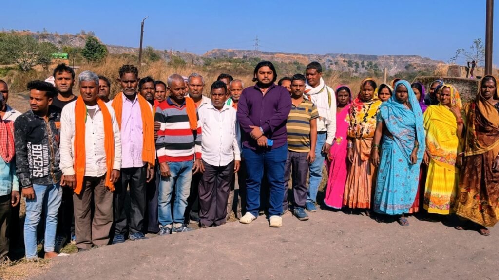सीसीएल ने गलत तरीके से बैठाया,हमें पुनः नौकरी चाहिए:बिनोद रजक सीसीएल ने गलत तरीके से बैठाया,हमें पुनः नौकरी चाहिए:बिनोद रजक