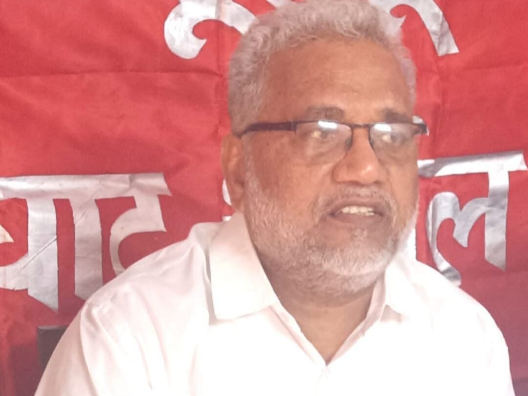 हाथियों के आतंक को लेकर वन विभाग व बिजली व्यवस्था पर सवाल हाथियों के आतंक को लेकर वन विभाग व बिजली व्यवस्था पर सवाल