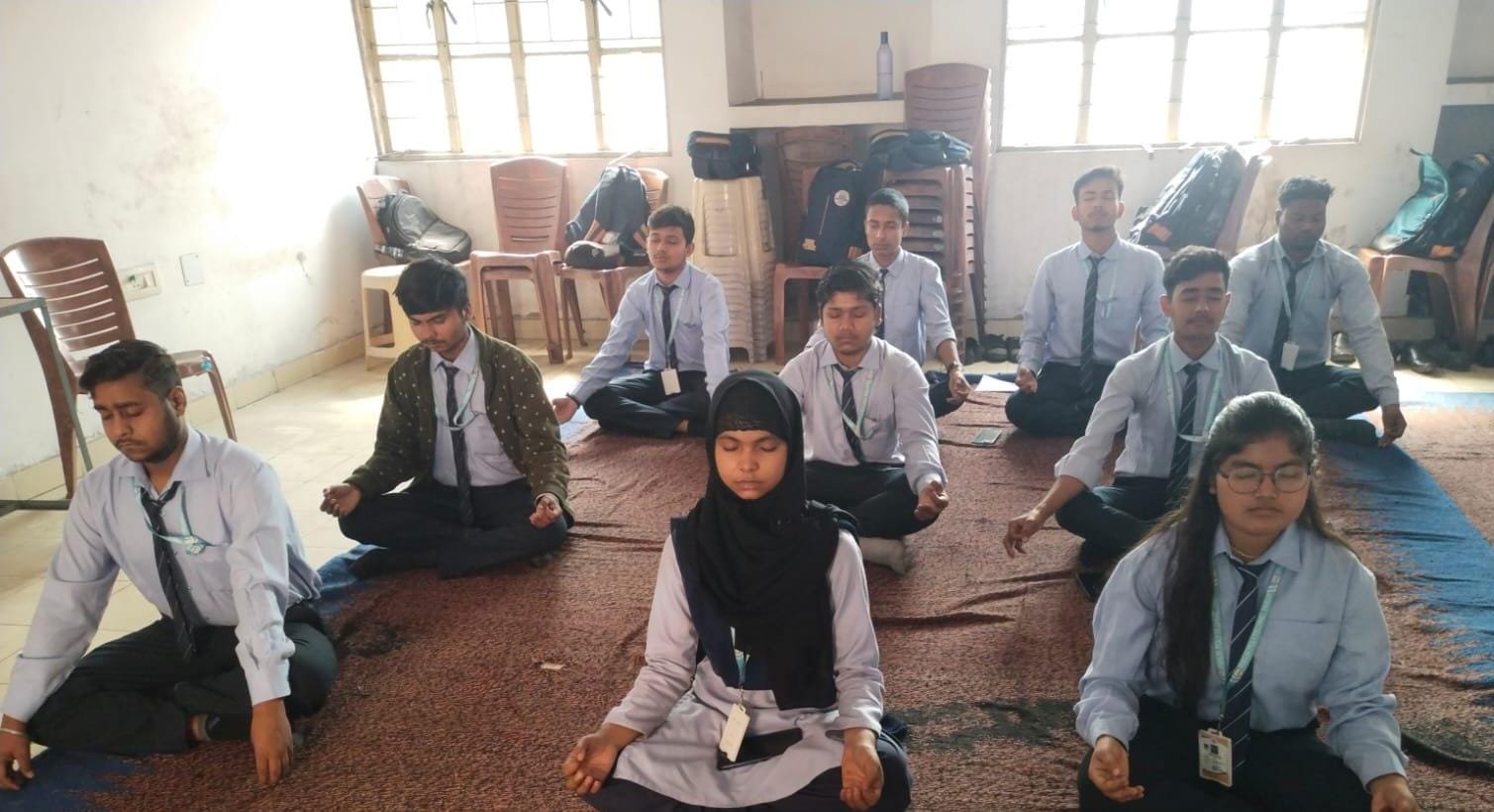 आयुष विभाग ने स्वास्थ्य जागरूकता के लिए 40 स्थानों पर कराया योग प्रशिक्षण आयुष विभाग ने स्वास्थ्य जागरूकता के लिए 40 स्थानों पर कराया योग प्रशिक्षण