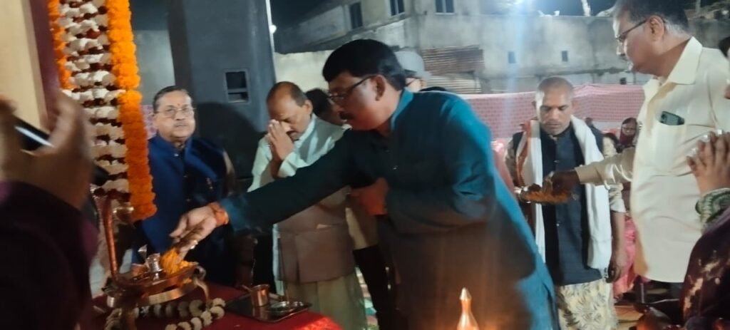 घोड़ाबांधा साईं मंदिर में दो दिवसीय महाशिवरात्रि महोत्सव आयोजित घोड़ाबांधा साईं मंदिर में दो दिवसीय महाशिवरात्रि महोत्सव आयोजित