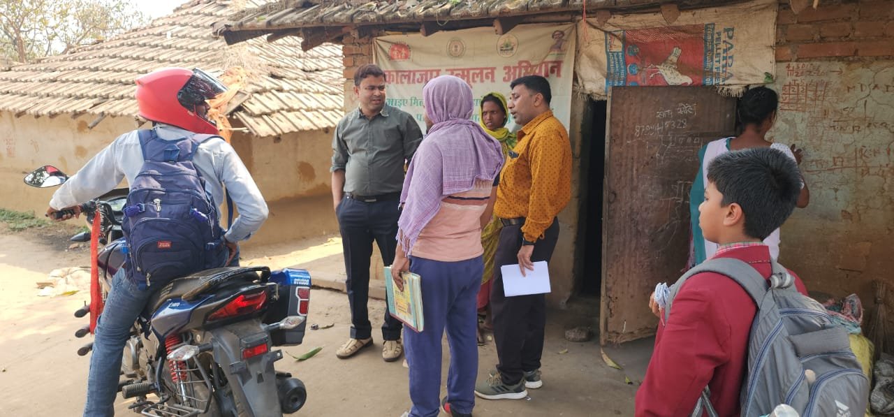 Pakur news:कालाजार उन्मूलन की दिशा में ऐतिहासिक पहल: इंडोर रेजिडुअल स्प्रे प्रथम चरण–2026 का शुभारंभ Pakur news:कालाजार उन्मूलन की दिशा में ऐतिहासिक पहल: इंडोर रेजिडुअल स्प्रे प्रथम चरण–2026 का शुभारंभ