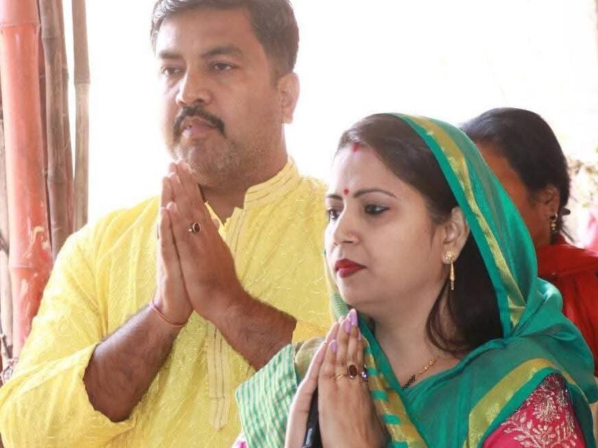 Jharkhand news:पत्रकार और उनकी पत्नियां बनीं वार्ड पार्षद,एसोसिएशन ने दी बधाई Jharkhand news:पत्रकार और उनकी पत्नियां बनीं वार्ड पार्षद,एसोसिएशन ने दी बधाई