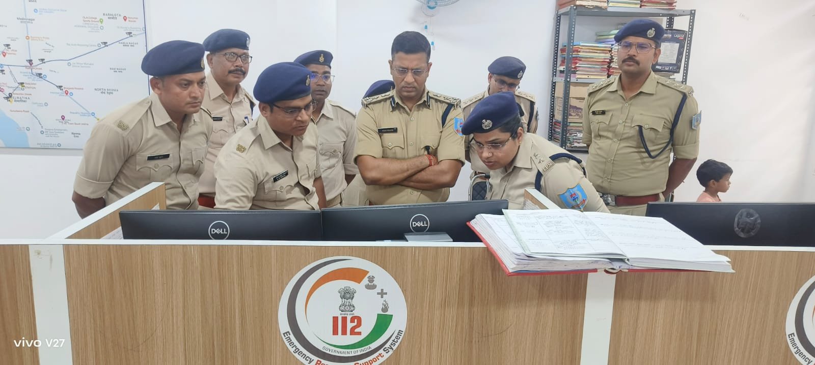 डीआईजी ने सिविल कोर्ट परिसर एवं कंट्रोल रूम का किया निरीक्षण, दिए महत्वपूर्ण निर्देश डीआईजी ने सिविल कोर्ट परिसर एवं कंट्रोल रूम का किया निरीक्षण, दिए महत्वपूर्ण निर्देश
