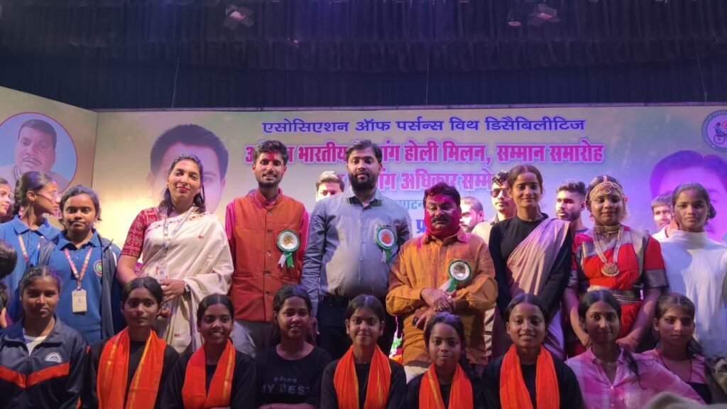 Bihar News:खान सर के हाथों जनकल्याण शिव शक्ति हरिमोहन फाउंडेशन के खिलाड़ी एवं कला प्रेमी सम्मानित Bihar News:खान सर के हाथों जनकल्याण शिव शक्ति हरिमोहन फाउंडेशन के खिलाड़ी एवं कला प्रेमी सम्मानित