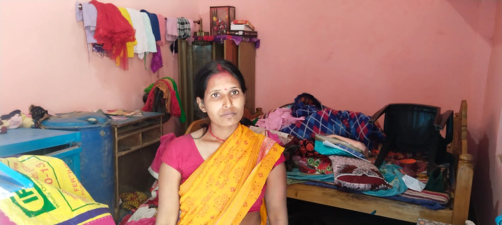 Gumla News:घाघरा में घर का वेंटिलेटर तोड़कर चोरी, 32 हजार नगद समेत जेवरात लेकर फरार Gumla News:घाघरा में घर का वेंटिलेटर तोड़कर चोरी, 32 हजार नगद समेत जेवरात लेकर फरार