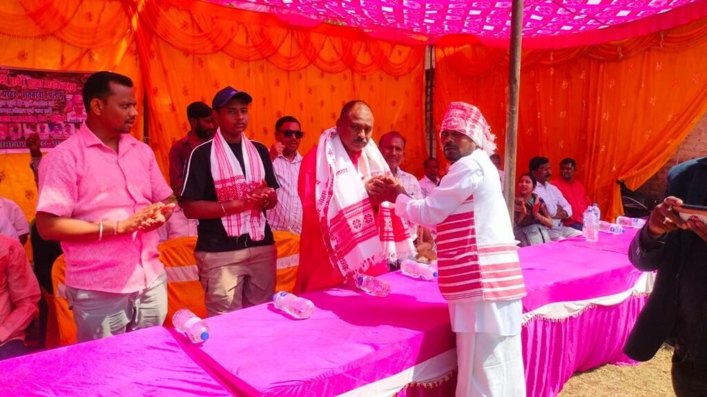 प्रकृति का महापर्व सरहुल हर्षोल्लास के साथ मनाया गया