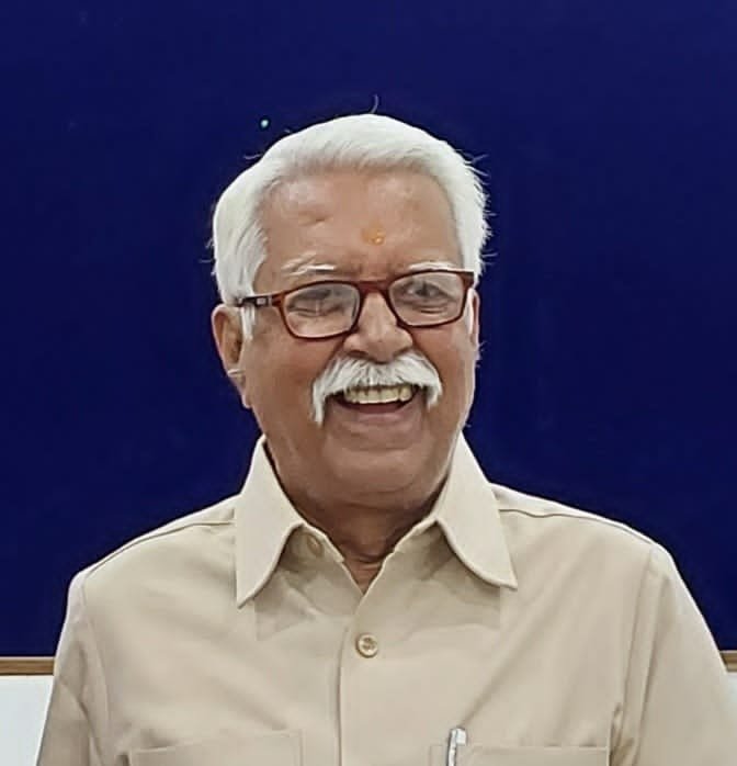 तुलसी भवन के न्यासी मृदुभाषी अरुण कुमार तिवारी पंचतत्व में हुए विलीन तुलसी भवन के न्यासी मृदुभाषी अरुण कुमार तिवारी पंचतत्व में हुए विलीन