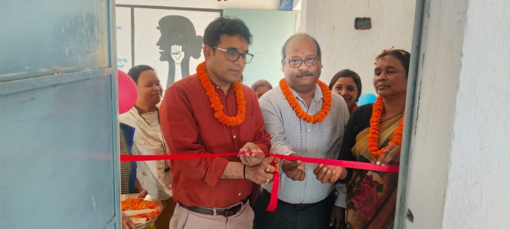 Dumka News:जामा प्रखंड के मोहुलबाना संकुल में जेंडर रिसोर्स सेंटर (GRC) का शुभारंभ Dumka News:जामा प्रखंड के मोहुलबाना संकुल में जेंडर रिसोर्स सेंटर (GRC) का शुभारंभ