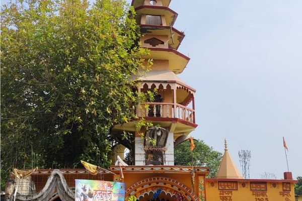 पाकुड़ रेलवे स्टेशन स्थित संकट मोचन महावीर मंदिर में 2 अप्रैल को हनुमान जन्मोत्सव धूमधाम से मनाया जाएगा